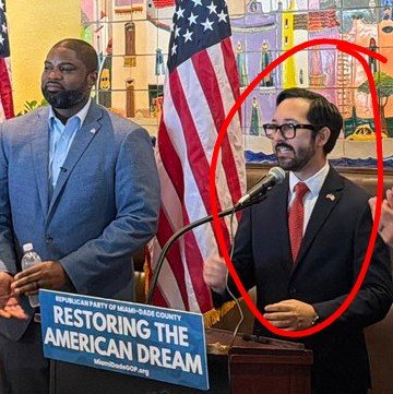MariaPeiro305's tweet photo. Here we have Byron Donalds parading around Miami with RINO Juan Porras who has opposed governor DeSantis every step of the way. 

Porras worked with other RINOs in the legislature to pass a weak immigration bill. 

Porras accused governor DeSantis of fraud and abuse. 

We are not voting for you @ByronDonalds .