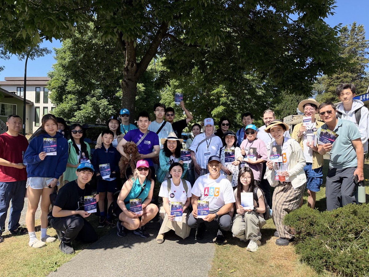 MikeKlassen's tweet photo. Thank you, Killarney!

It was great to be back in my old neighbourhood with our ABC Vancouver team and volunteers, connecting with residents and hearing their thoughts on Vancouver’s future.

We appreciate everyone who opened their door to chat with us today. @Vote4ABC https://t.co/Hb8SkaInbw