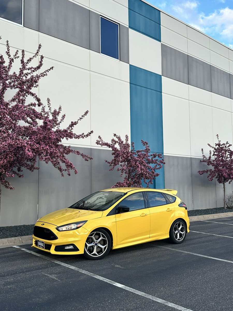 Rockyrawds's tweet photo. @Motor1com https://t.co/45fK6ndP5Y