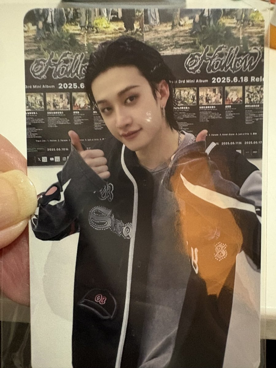 jun19700104's tweet photo. 昨日2度目のVR
入場特典、またもやバンちゃん
巾着またアイエン、、、💧
推しは出たから⭕️だけど、、
交換でも、買取でもいいので
誰か連れてって下さい。 https://t.co/6PFSi7mHqT