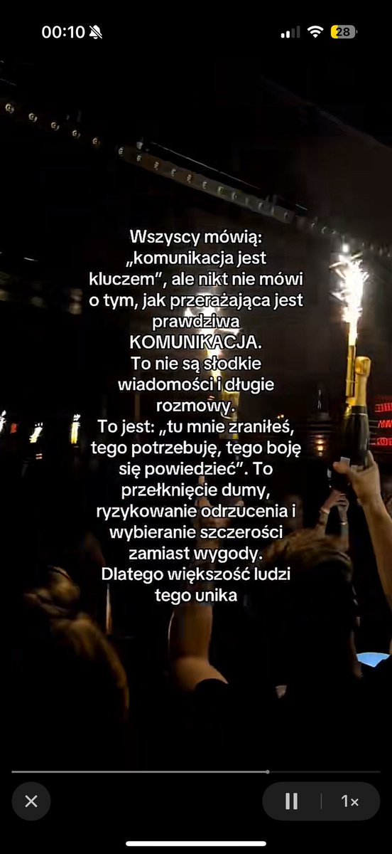 wiko_ok's tweet photo. i piosenka w tle better than he can (rozjebało pa) https://t.co/eODwOST56y