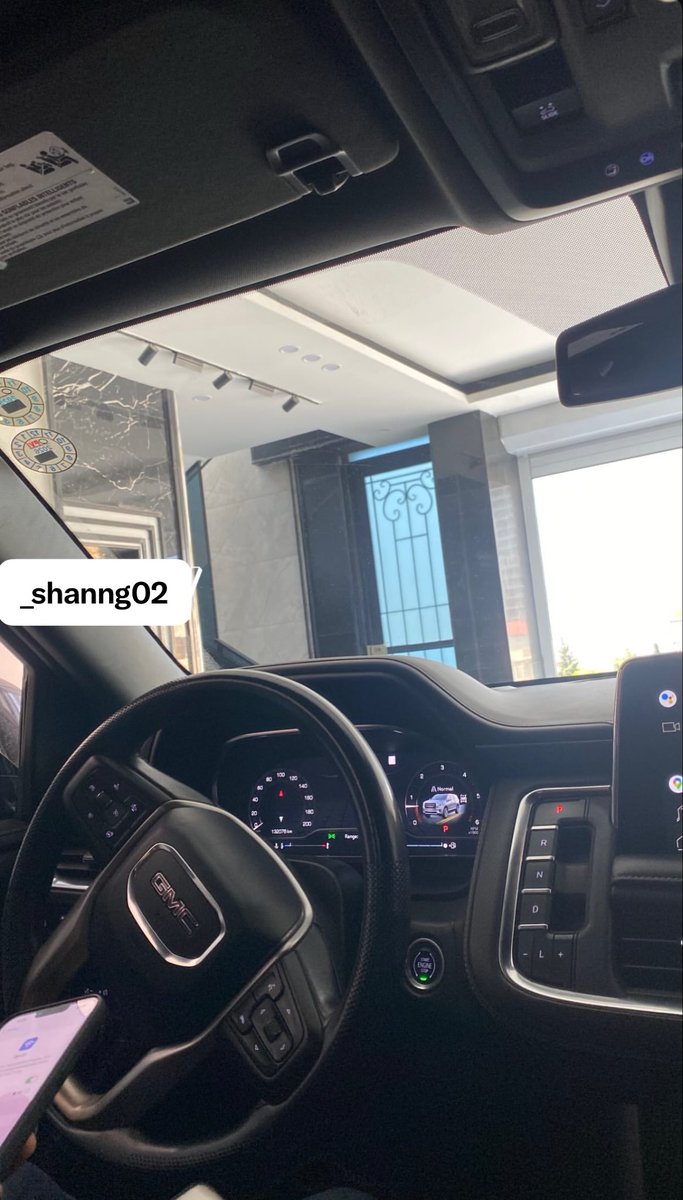 SHANG🐳 tweet media