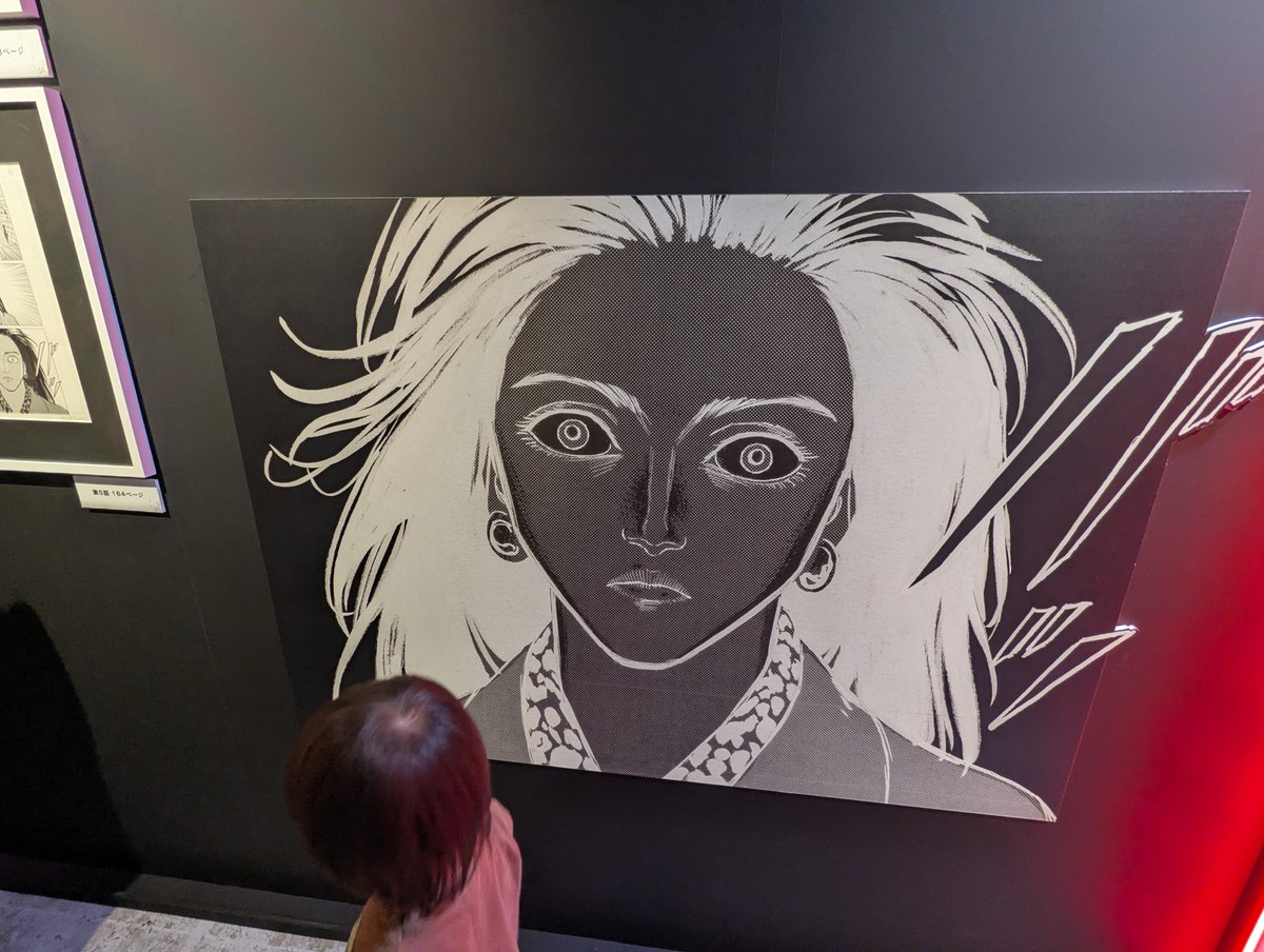 ketch_sky's tweet photo. 最も好きな漫画の原画展行ってきた。
妻体調不良により子供２人連れになったけど、意外と泣き叫んだりせず見てた。
（怖い・グロいと感じるための経験が足りてないのかも） https://t.co/I7O2jd63J2
