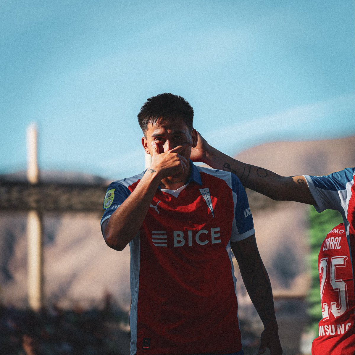 marcelismo26's tweet photo. Dybala mask? no se bro yo conozco esa celebración por Palavecino. https://t.co/srCCfxi9SN