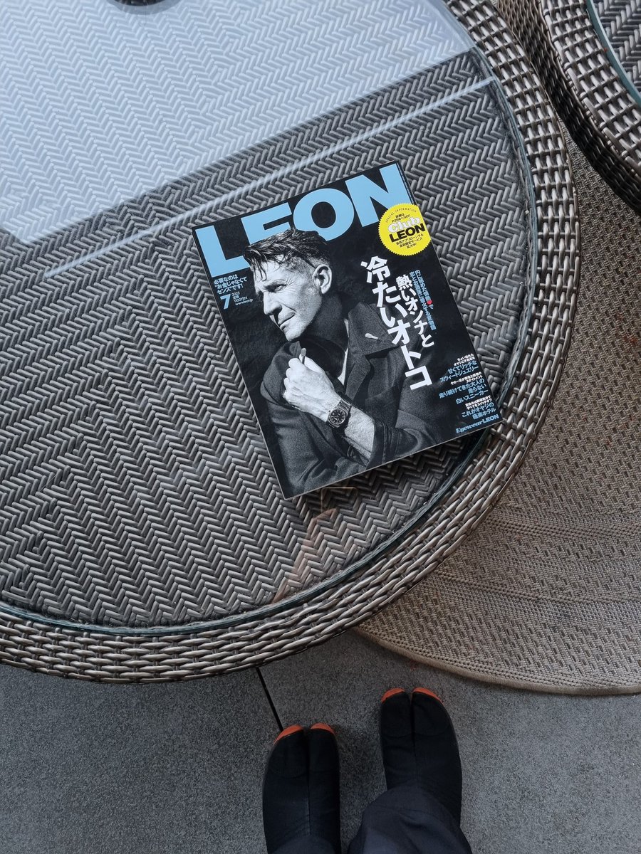 GiapponeTvb's tweet photo. Grazie @web_leon 
The night is young, and the show has just begun ✌️🇯🇵 https://t.co/RJCXwO7Ldc