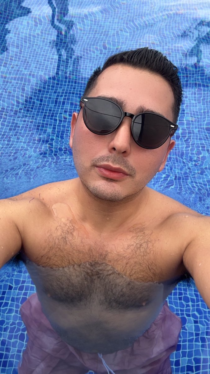 iamcesaar's tweet photo. 🏊🏻‍♂️😮‍💨 https://t.co/pOhBIye0T0