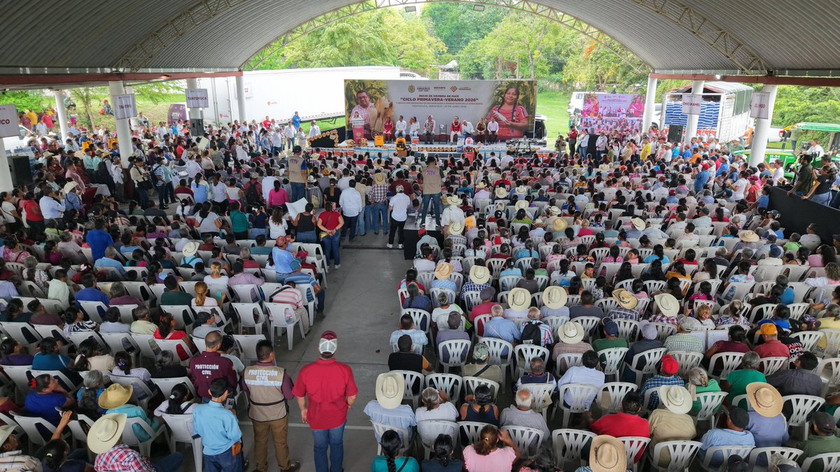 CapitalIVer's tweet photo. Compra Gobierno de #Veracruz más de 70 #hectáreas para proteger a 50 #familias de #Chalma

https://t.co/jtC0DyZHZe

@GobiernoVer https://t.co/o90kkMTZx0