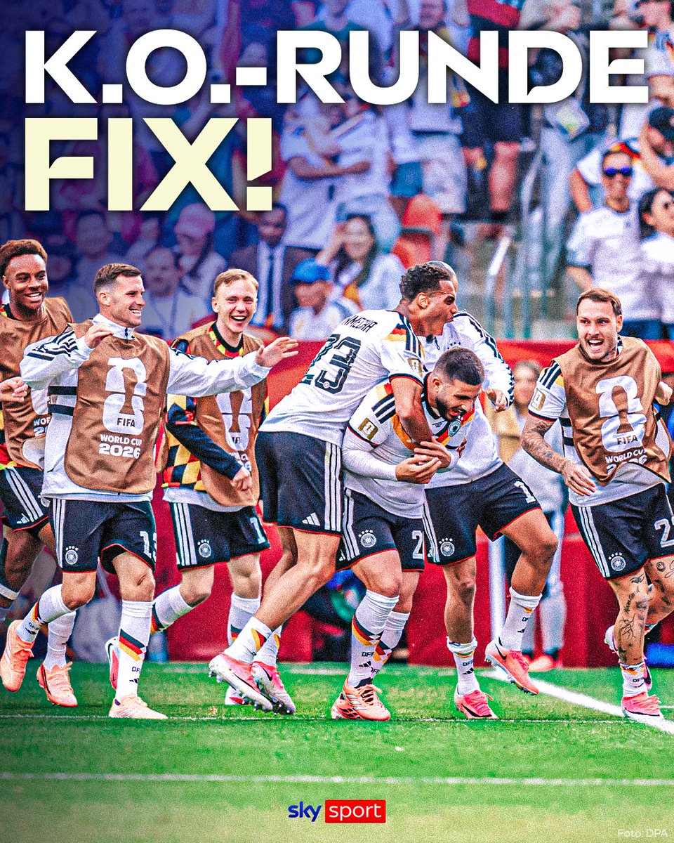 SkySportDE's tweet photo. OHHHHH WIE IST DAS SCHÖN! 🎶🇩🇪

#SkySport #DFBTeam https://t.co/MvHd31pgcq