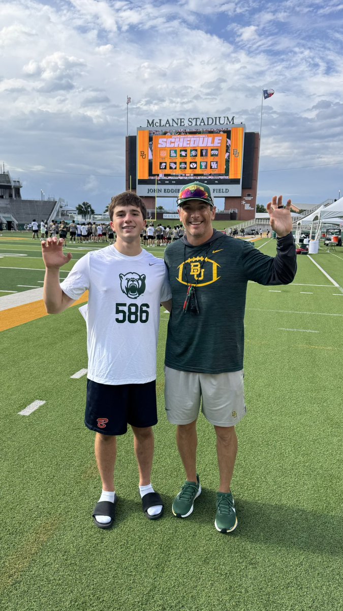 Mattox_thomas27's tweet photo. Had the opportunity to punt for Baylor University, Coach Mark Scott, and Coach Aranda. Looking forward to coming back! Thank You Baylor! SIC 'EM Bears! @CoachMCScott @CoachDaveAranda https://t.co/Pv4FfNxr1o