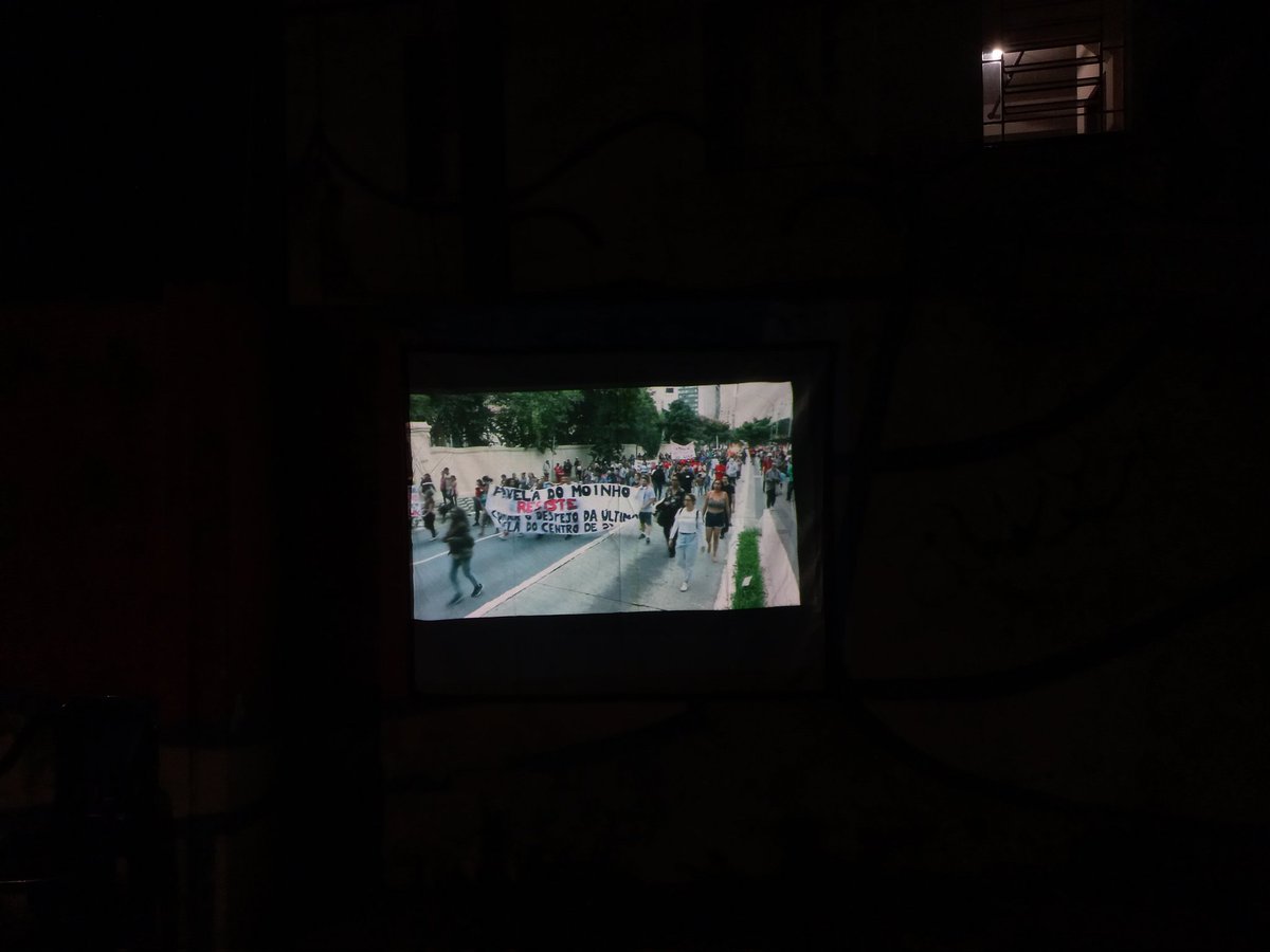 kasainvisivel's tweet photo. Documentário "Moinho de Gente" agora no Bairro Lagoinha em BH.

A proposta é debater a proposta de "revitalização" e verticalização dos bairros. https://t.co/p0t8dcapHf