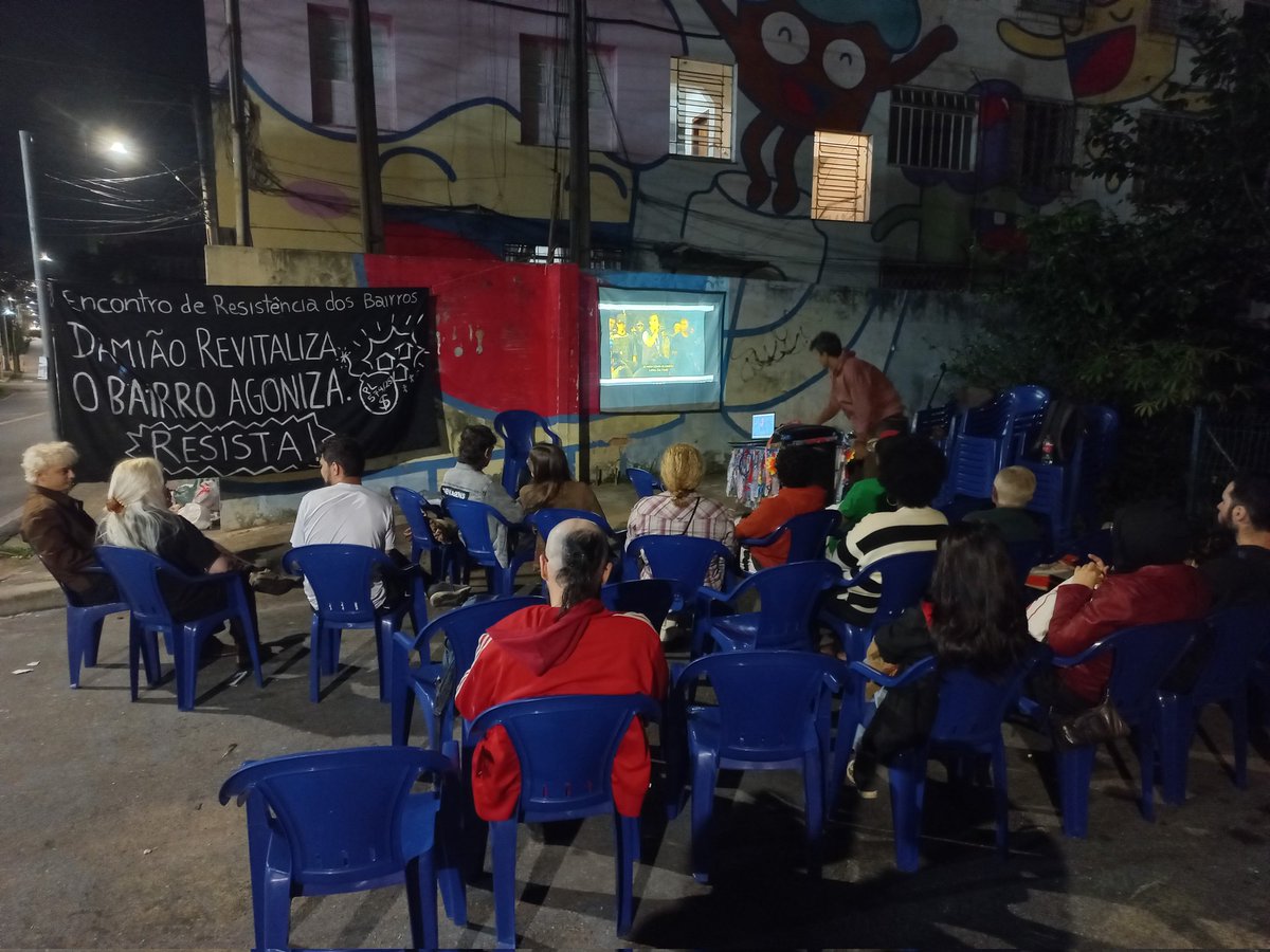 kasainvisivel's tweet photo. Documentário "Moinho de Gente" agora no Bairro Lagoinha em BH.

A proposta é debater a proposta de "revitalização" e verticalização dos bairros. https://t.co/p0t8dcapHf