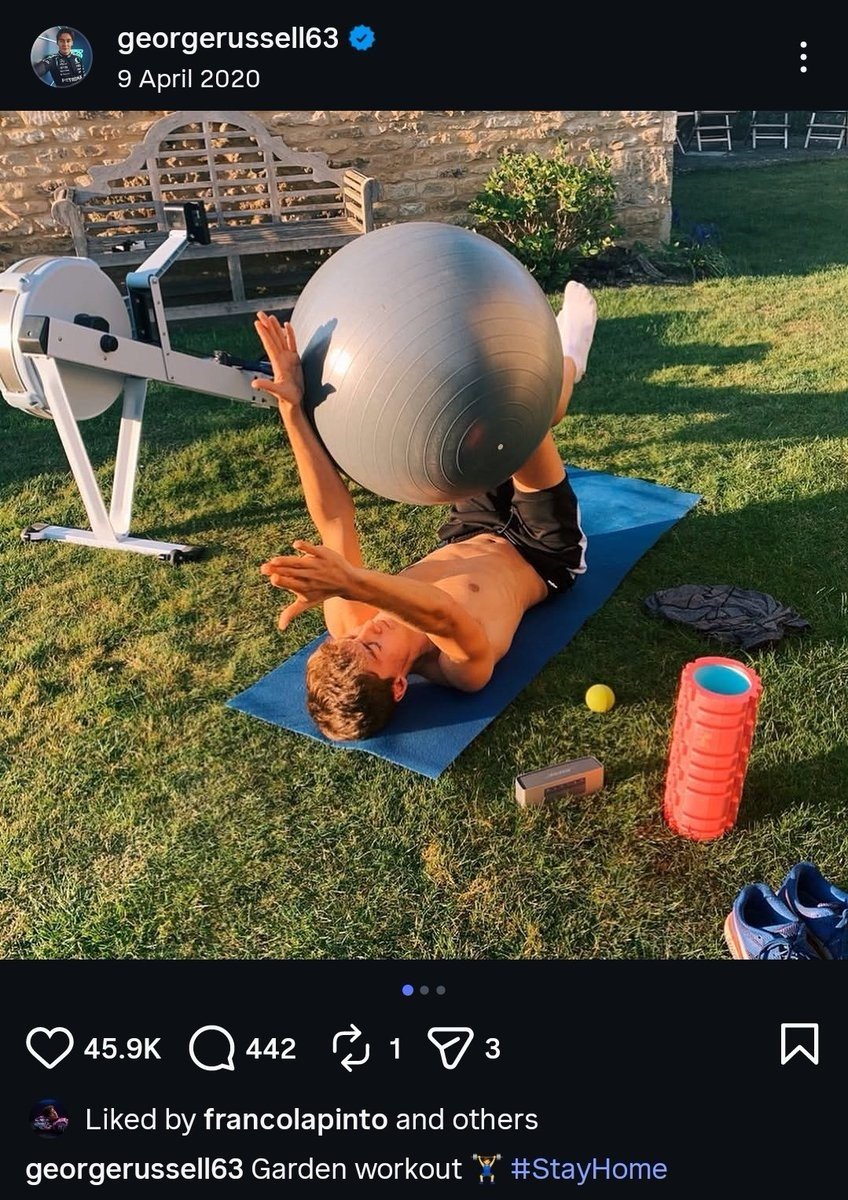 Valuu_cri's tweet photo. Franco quería corroborar el abdomen marcado de George, por el cual viene luchando desde tiempos lejanos 

#russpinto https://t.co/OIv4KPSgow