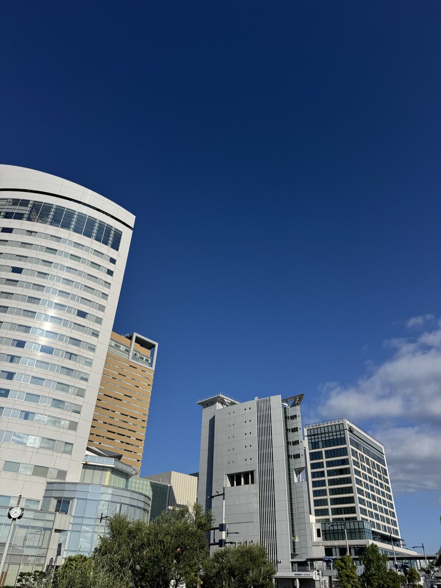ippei602's tweet photo. いい天気です♪

ステキな日曜日になりますように🥰 https://t.co/tjKCR5C9a9