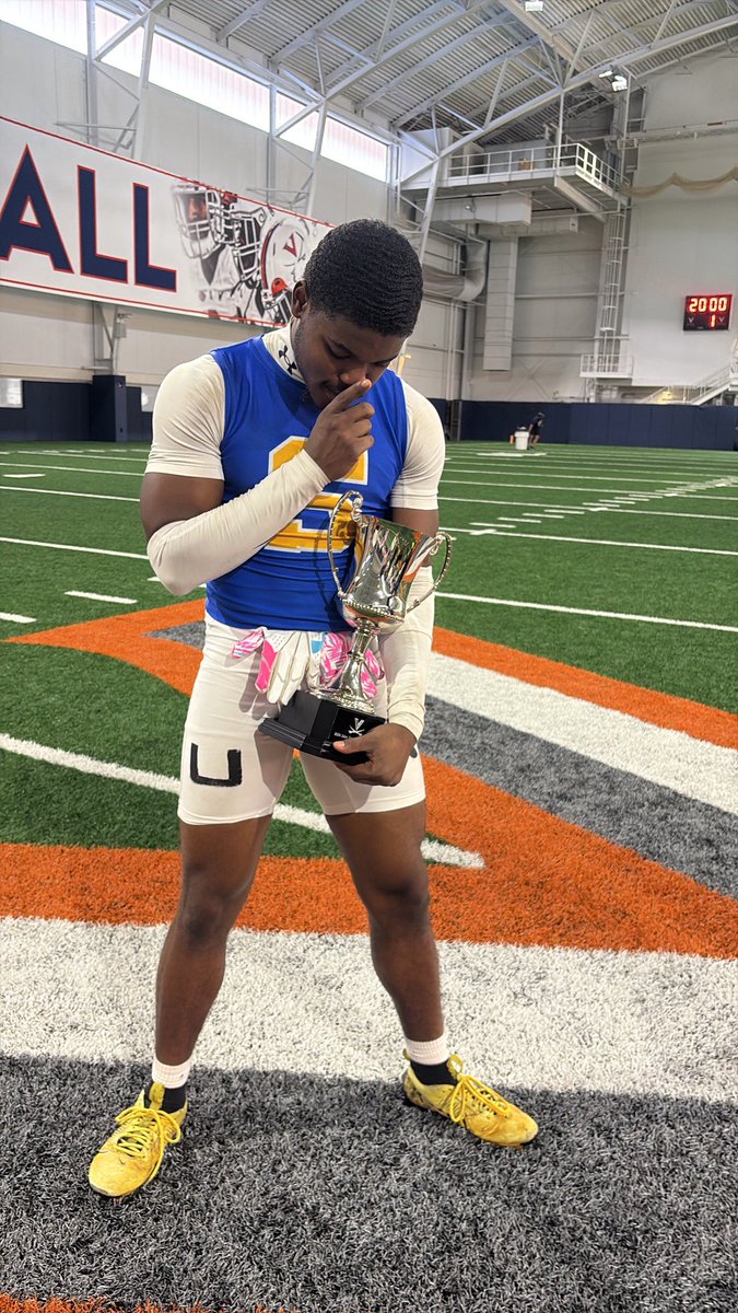 treynextupp_'s tweet photo. blessed to compete in @UVAFootball 7on7 tournament and coming out with the win with my teammates. @OscarSmithFB https://t.co/lJvYPDcZL1