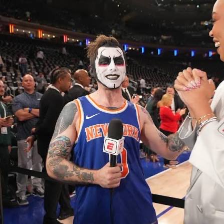 BGisDOPE's tweet photo. @SeanRossSapp @mdorans_ @Fightful May be recency bias, but I got alotta lovehausen for this crossover https://t.co/SYEbEnwtFJ