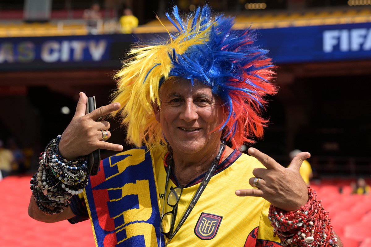 CONMEBOL's tweet photo. ¡Kansas va tomando color! 😍🇪🇨

#CopaMundialFIFA https://t.co/5WTy86jLVA