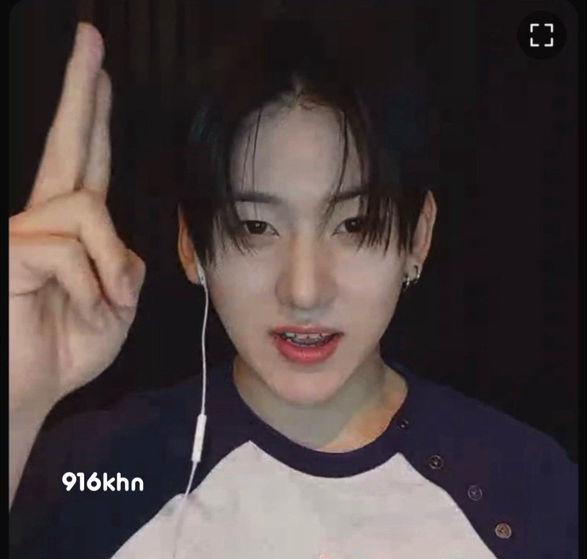 916khn's tweet photo. 어제랑 오늘 다른 느낌
두개 다 좋아함:) https://t.co/2sdc1vc7eg