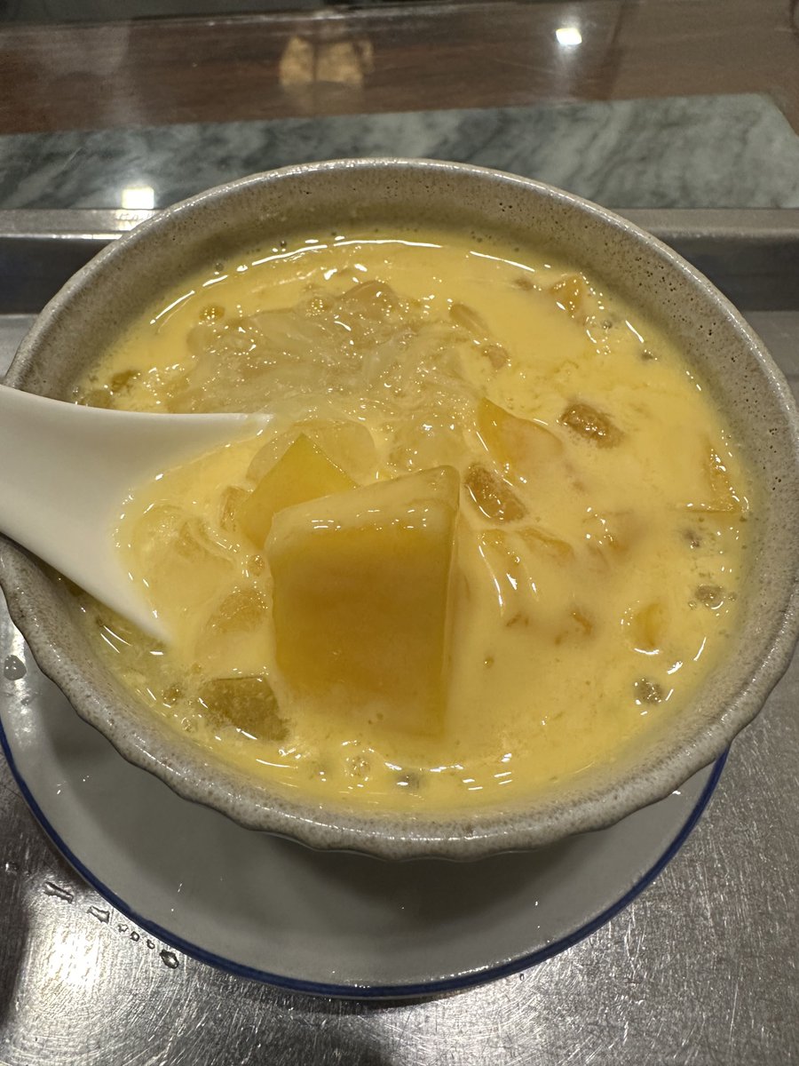 mx3939's tweet photo. 📍 Ah Chew Desserts
昨日のおやつ🥭

歩き疲れたときにはこういうものに限るね！ https://t.co/g5lXbVF0yE