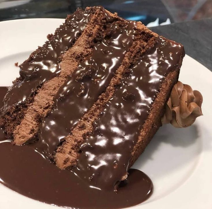 foodreamvibes's tweet photo. chocolate cake https://t.co/Ec0GhQ8DvE