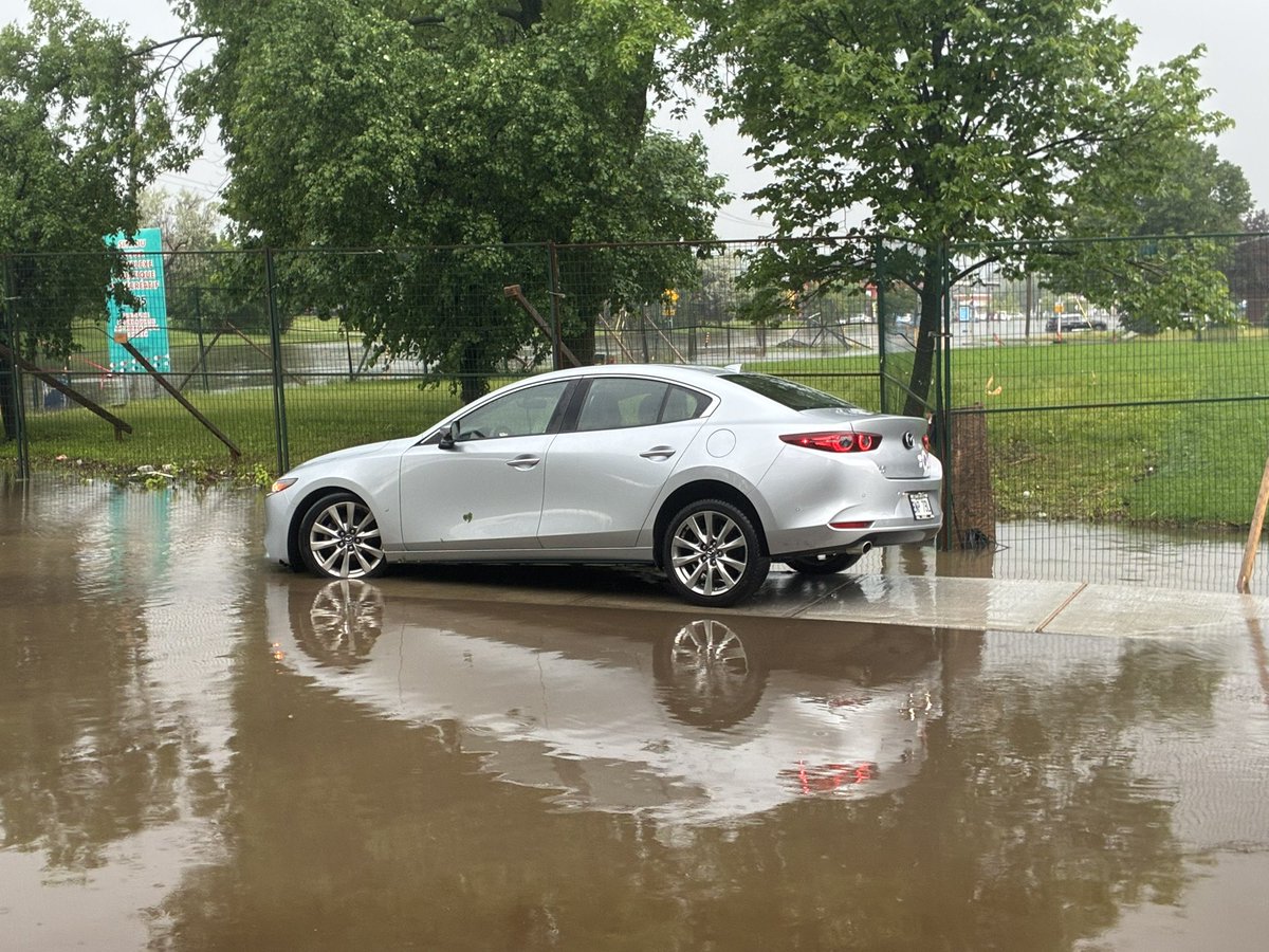 ShepWX's tweet photo. My car is an island. https://t.co/kDzuNl4a66