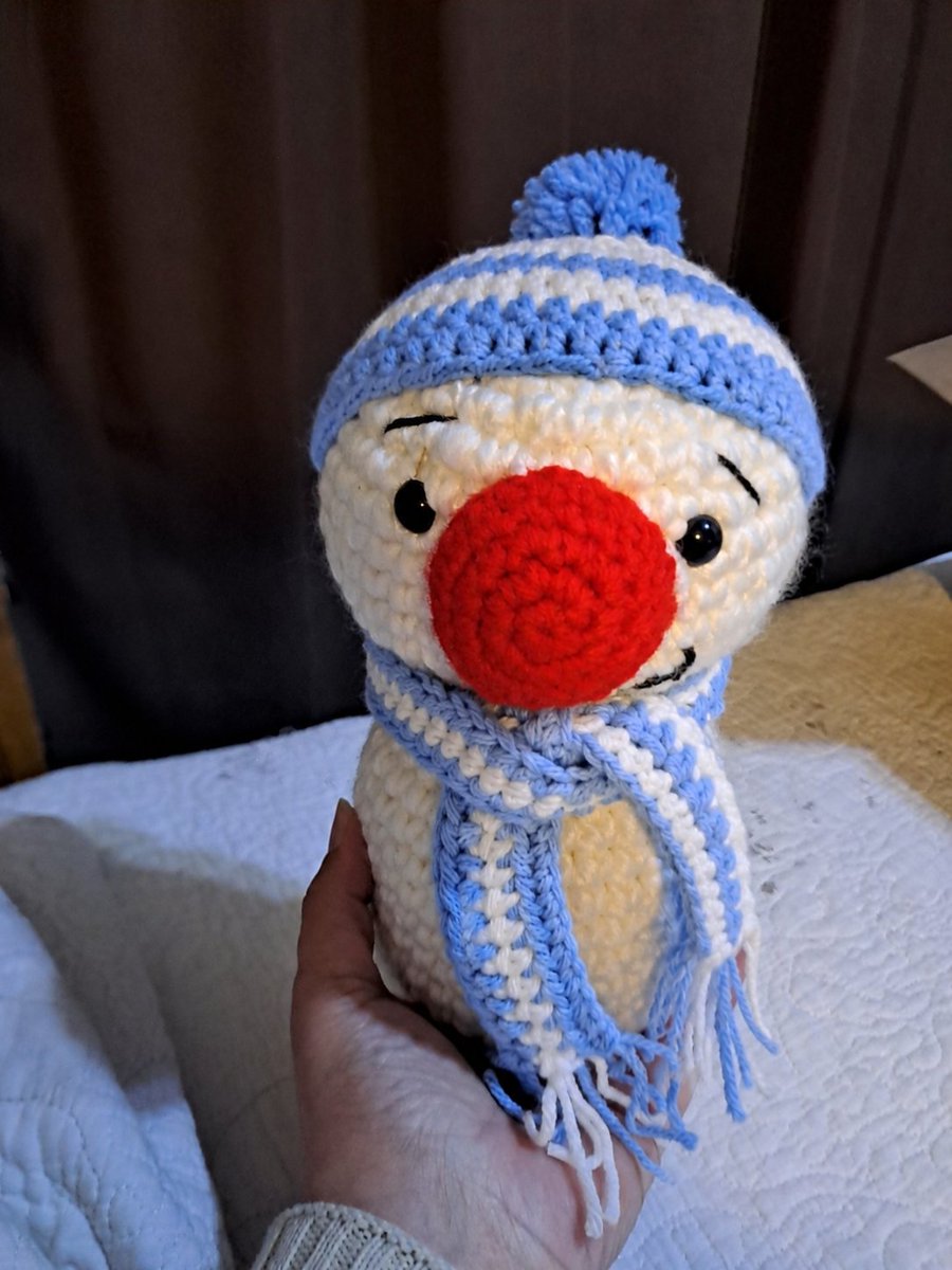 Laura952004's tweet photo. Ya esta llegando ...🧶⛄️🇦🇷 https://t.co/HaPnAgkCas