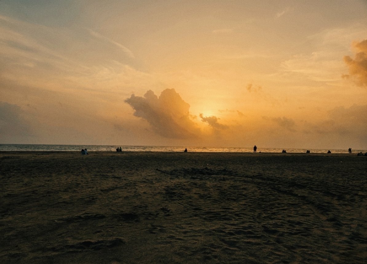 Shauray7's tweet photo. been traveling around kerala for a while now, pretty much the reason there are no updates on the L2P training.
Though I did try deploying it on runpod 8xH100 spot ofc and for some reason I could not, I remember it being pretty nice not really sure what happened I was bidding like more then the on demand instances to atleast deploy something but it just did not let me. 
So I migrated to verda, again spot instances, going good as of now though I can only find like 2xH200 everytime like 4x and 8x instances does pop here and there but the 2x I have has been working for like 8-9 hours now without degradations for some reason. 
I might remove the 2x from the ladder, though waiting for a 4x or a 8x to be available and with its relativly quick degradation period it might just be fine running the 2x for the whole time I'm not sure maybe tell me in the comments.
Here are some not so related pictures from here.