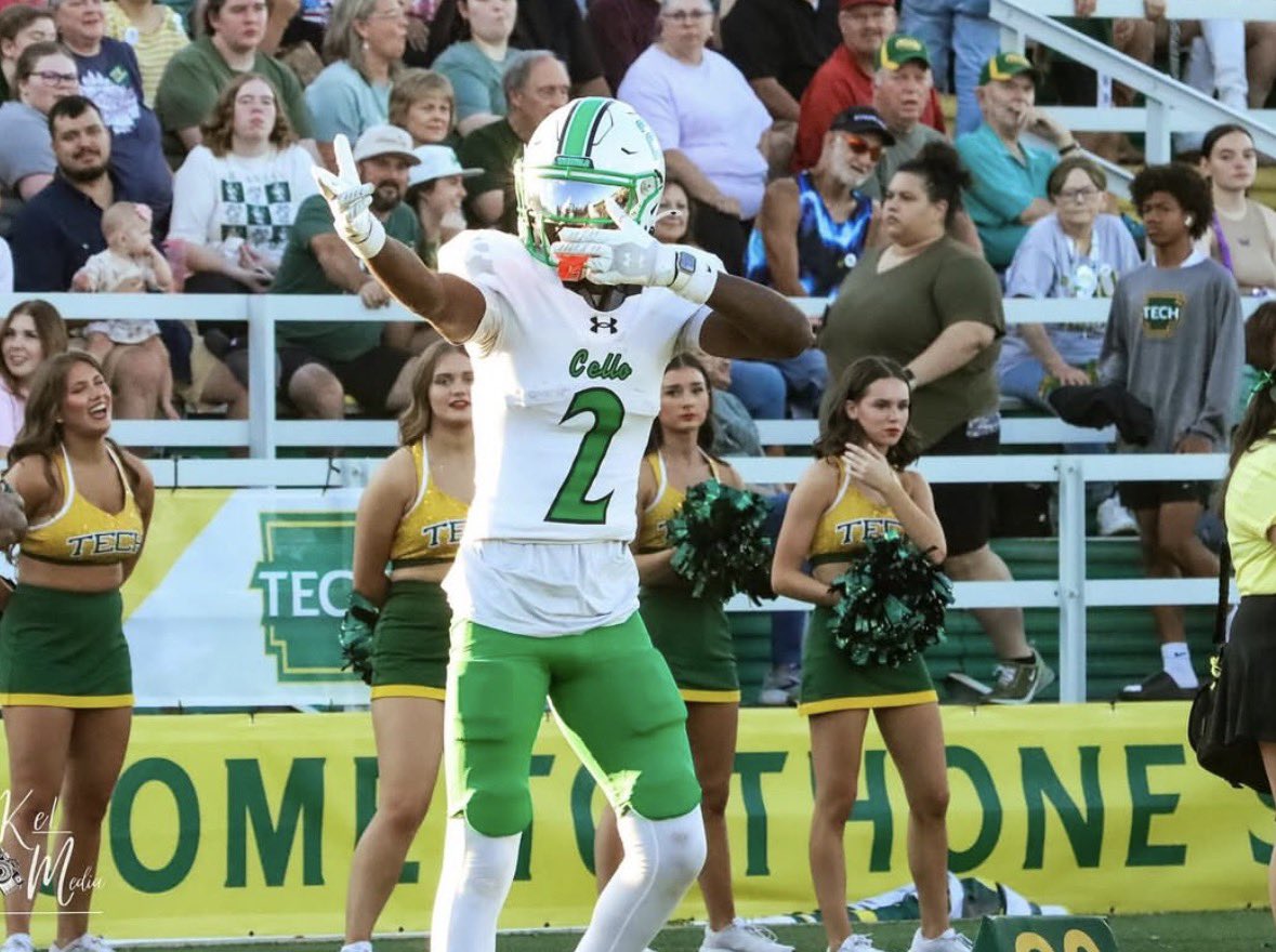 PryceDemerson's tweet photo. After a great conversation with @CoachJHarbour i am
Very blessed to receive my 6th offer from the university of arkansas monticello #agtg 
@CoachGloria1 @DemarcusHarri01 @NorthCro_FB @CoachKelley57 @CoachKPark @_JeremyHodge_ @tjdeleon02 https://t.co/FhoErlw6hl