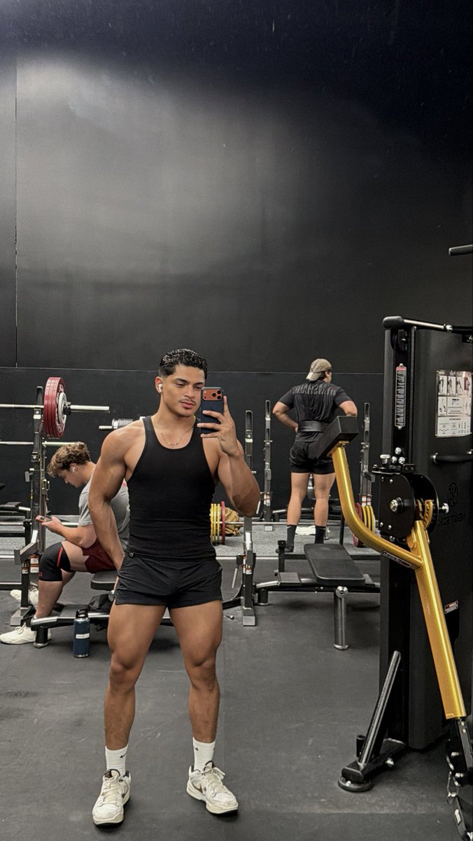 Tedd_y8's tweet photo. Let’s workout 🔥

➡️ https://t.co/owHf59A5qf https://t.co/siDaWBhBQb