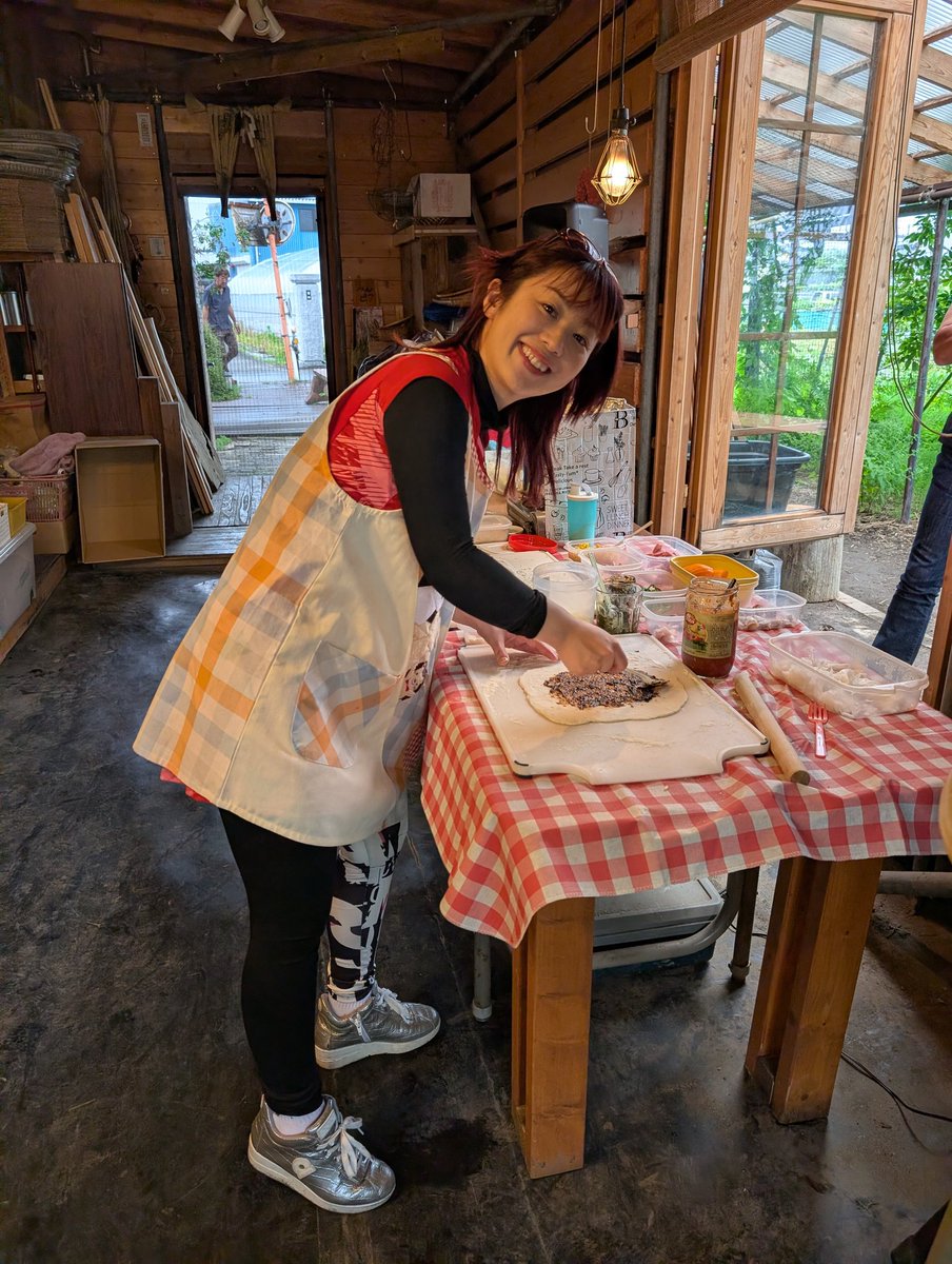 docile0125's tweet photo. 2026.6.20 
綾乃と幸男のピザ&amp;BBQパーティ

#工藤綾乃 さんと
#songofjapan パーソナリティ
#島村幸男 さん（&amp;ふじみさん）の
しまむらファーム&amp;ガーデンにて
1年8ヶ月ぶりのイベント開催

雨混じりの天気でしたが
楽しく美味しく瞬間（とき）を
すごせました

ありがとうございます🙇 https://t.co/PrTtmQL79C
