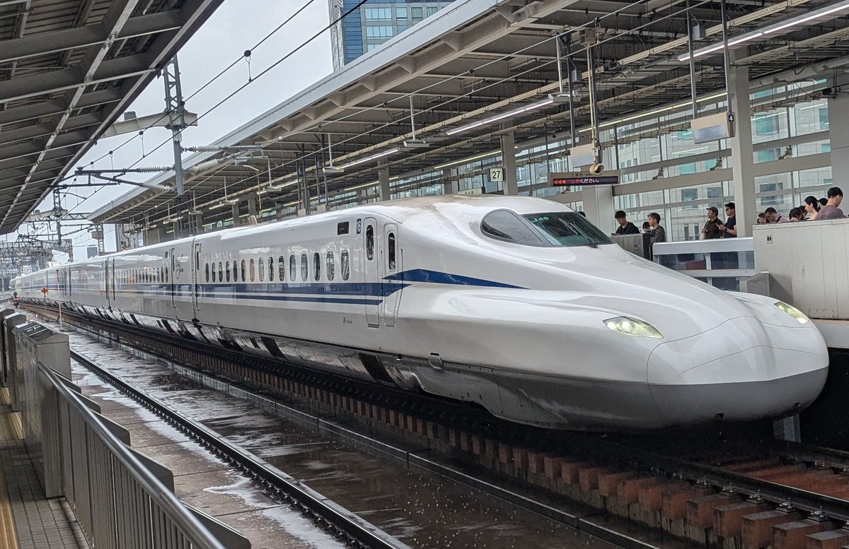 MJ_257A's tweet photo. 昨日の新大阪にて
N700S 幹オサ J46
#N700S https://t.co/EsDDk4AuhK