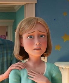 comargs's tweet photo. Emily es la mamá de la mamá de Andy.
La niña en la foto es igualita a la mamá de Andy y sus cosas en la caja son como de los años 80 (Emily y el programa de Woody son como de los 60s)
Emily es la abuela de Andy.
#ToyStory5 #teoria https://t.co/bbdL76uQML