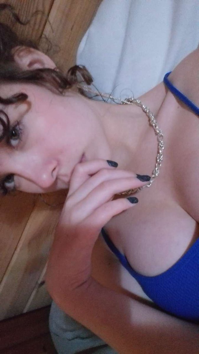 AvaHarrisonNeww's tweet photo. 18, active and DMs are open 😝
Everything's half price rn x 👀🫪

#nsfwtwtًً #selling #fucked #cnc #squirt #hardcore #sex #newseller #findom #rough #boobs #ass #snowbunny #breeding https://t.co/cPH8BzAoFj