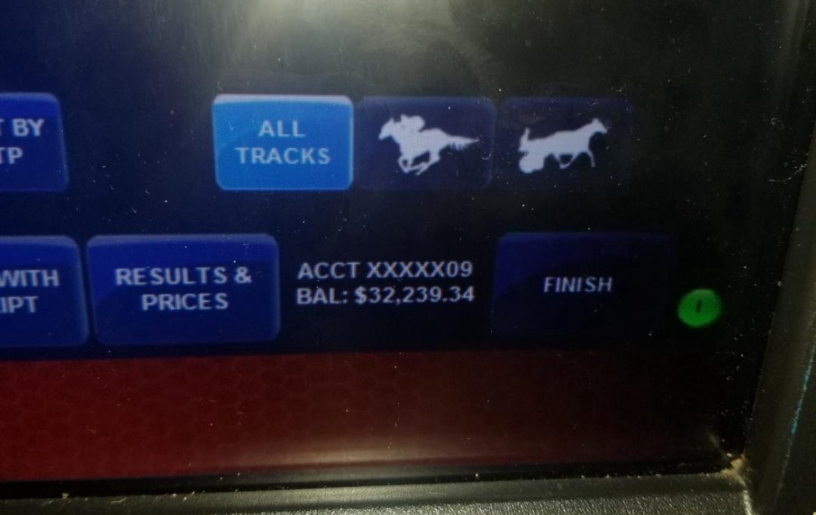 Tee_Beau's tweet photo. @ftmchronicles24 If you want horse racing tips, just ask me:  I believe I monetized .. LOL .. @JLEWFifty @drosssports @VSiNLive @Somobomb18 https://t.co/teNvDP7IU5