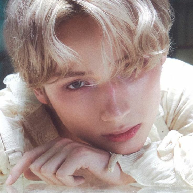 aertyunning's tweet photo. a vampire #soogyu/#soogyukai drabble https://t.co/hB1VKW2FFM