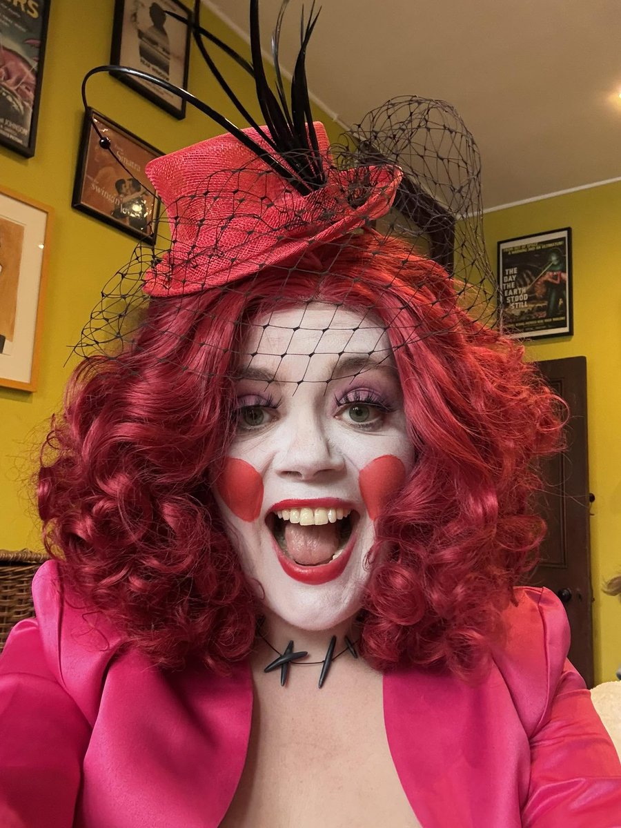 BazleyFilms's tweet photo. Over the years we all get hung up on working for a living, which we have to do. To pay the mortgage, to pay the rent, to pay for the childrens' schooling, to pay medical fees (especially in in the USA) But then there comes a time to break free. #bambolathemovie #richardbazley https://t.co/8JDDu8C4wO