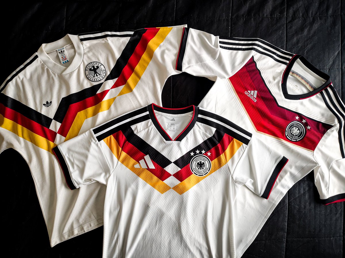 GER4ARB's tweet photo. منتخب ألمانيا هو أكثر منتخب في تاريخ كأس العالم يقلب النتيجة وينتصر.

🇩🇪 ألمانيا — 16 مرة 🔝🇩🇪

  البرازيل — 15 مرة https://t.co/gsimzRpBfA