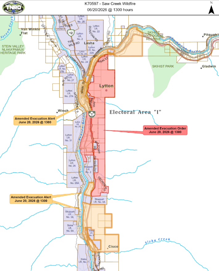 EmergencyInfoBC's tweet photo. Evacuation Alerts issued by Thompson-Nicola Regional District (TNRD) & TNRD on behalf of Village of Lytton due to the Saw Creek #BCWildfire (K70597) have been EXPANDED to include all properties south of the Village of Lytton to Siska Creek. People in the area must be ready to leave on short notice. More info: https://t.co/5LYcGGaQzt… #BC #LyttonBC @TNRD