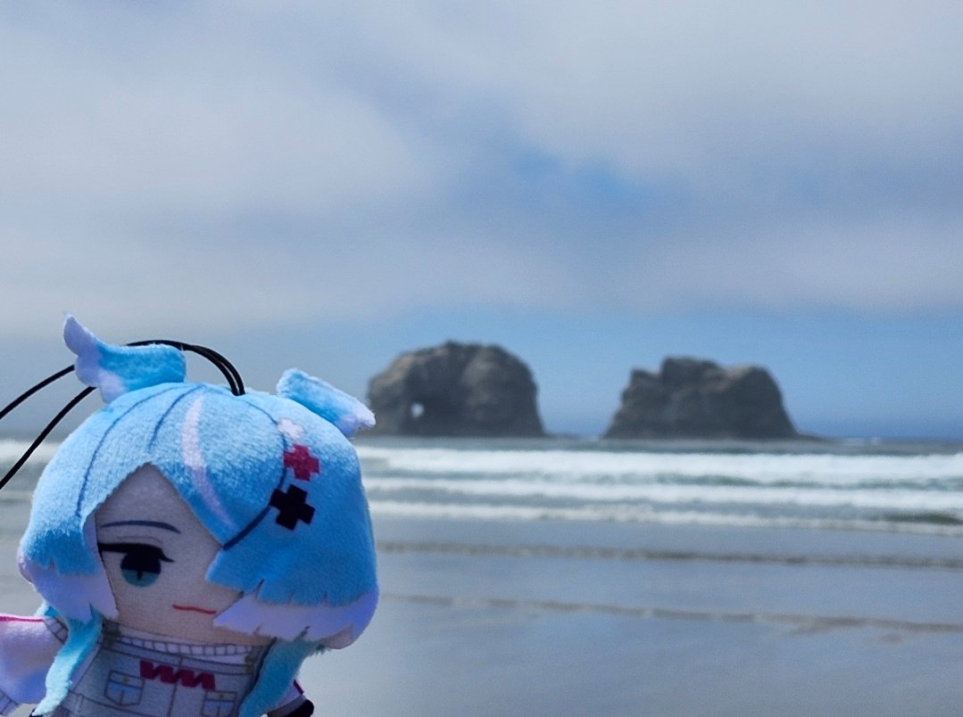 NijiENPositive's tweet photo. Anyone wanna show off their adventures with ewiwapape? I'll go first! https://t.co/LGmSluiXr7