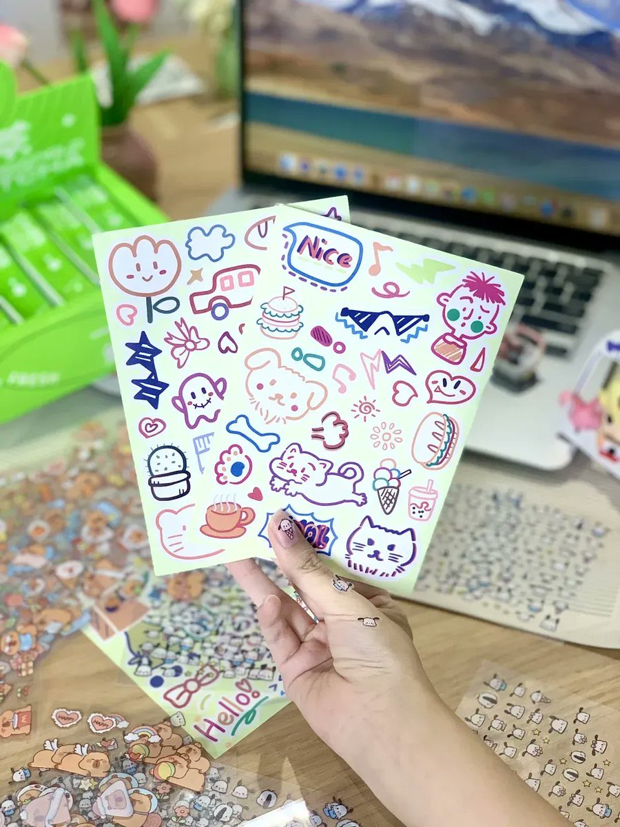 MTlepsuk's tweet photo. My intern accidentally replied "Sorry I'm late" to the company-wide work chat instead of the group project chat—now the whole team’s leaving extra matcha out for her every morning. That’s how you become the office favorite without even trying. https://t.co/sZAkmN5PM5