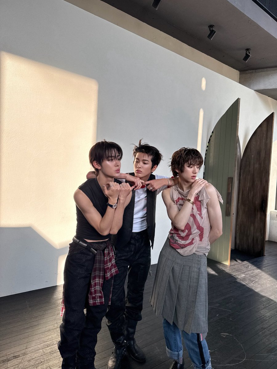 Seongh_yeon's tweet photo. https://t.co/1SuQ9nqPyM
