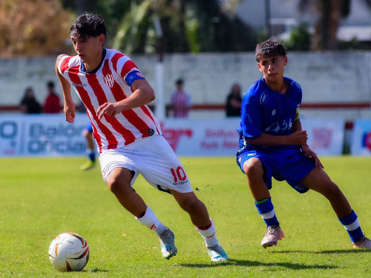 clubaunion's tweet photo. Catania a la selección 🇦🇷🇦🇹

El juvenil rojiblanco de la octava división fue convocado a la Pre-Selección Nacional Juvenil Sub-15 para realizar sesiones de entrenamientos en el Predio Lionel A. Messi, los días lunes 22, martes 23 y miércoles 24.

¡Felicitaciones Valentino! ¡A seguir con todo!