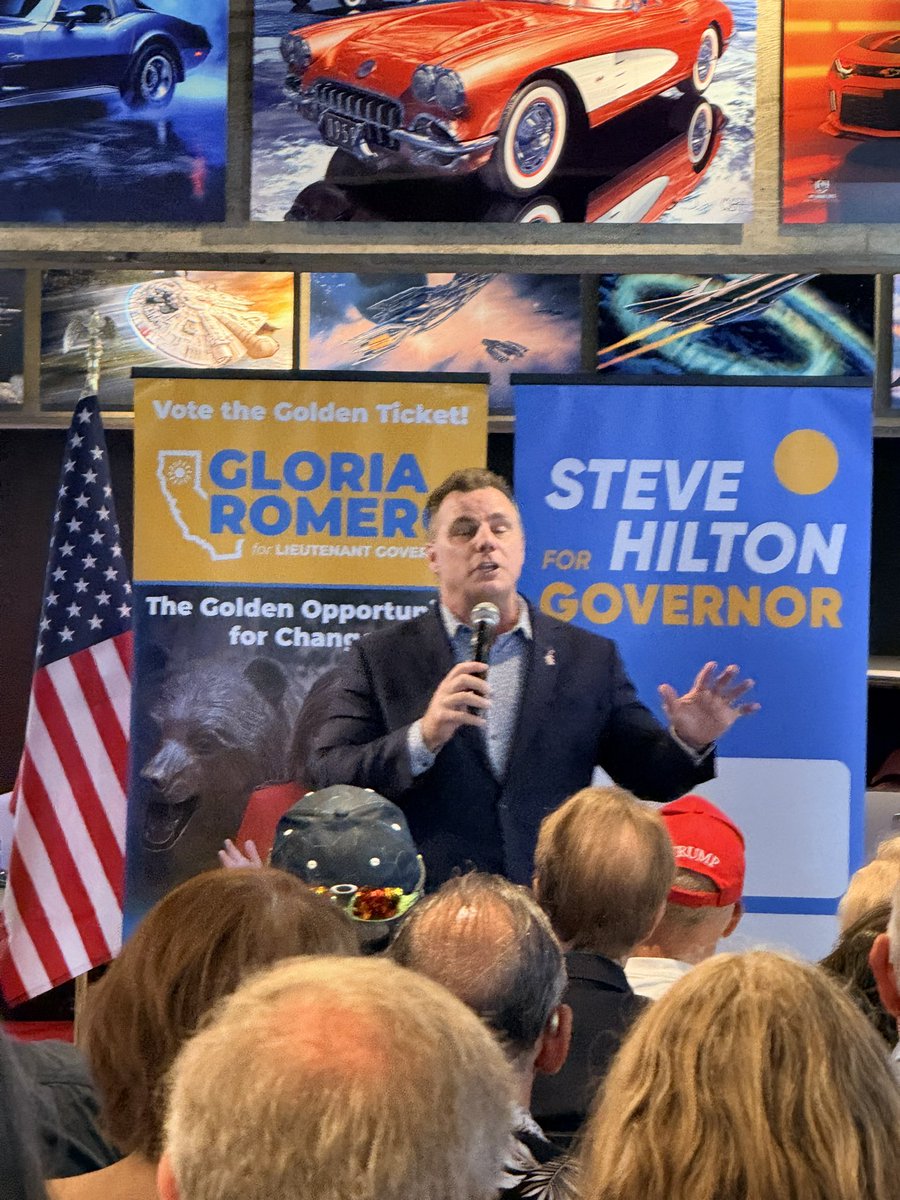 Right_Now_Views's tweet photo. On the ground in South Pasadena. Strong turnout for @SteveHiltonx alongside @GloriaJRomero & @MichaelGatesESQ 👀
#CaPol #SteveHilton #SouthPasadena #California #BreakingNews #CA2026 #elections #gloriaromero #news https://t.co/sJnGm6vaRZ