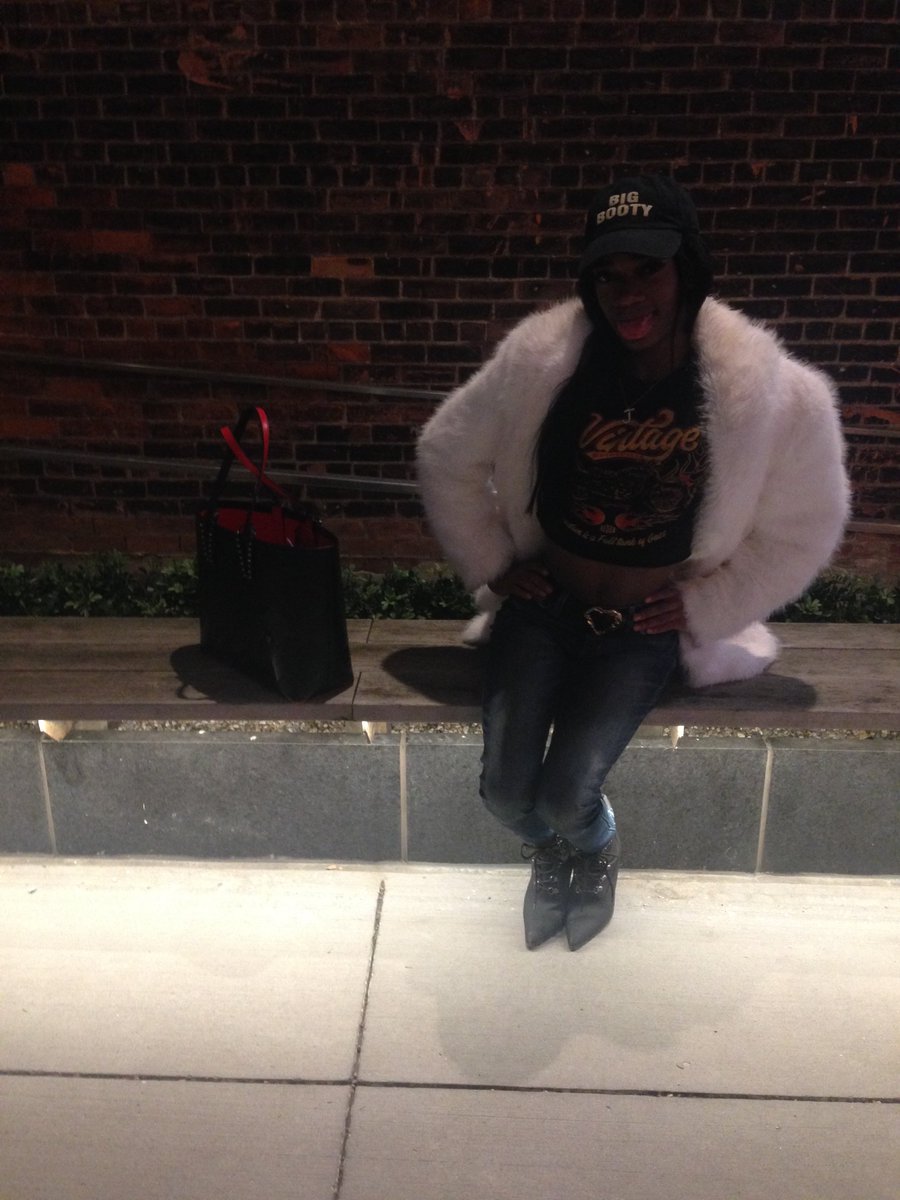 LalaBasquiat's tweet photo. December 2025

Love the 2010s aesthetic https://t.co/f3dIz2pkrZ