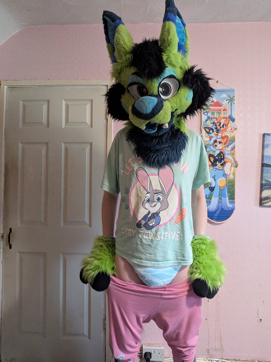 ArchyKitty tweet media