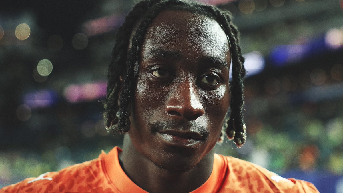 khalilogyigo's tweet photo. Yan Diomande tu lui retires sa vitesse il a sa place à l’Asec Mimosos. https://t.co/inRIFmpbjZ