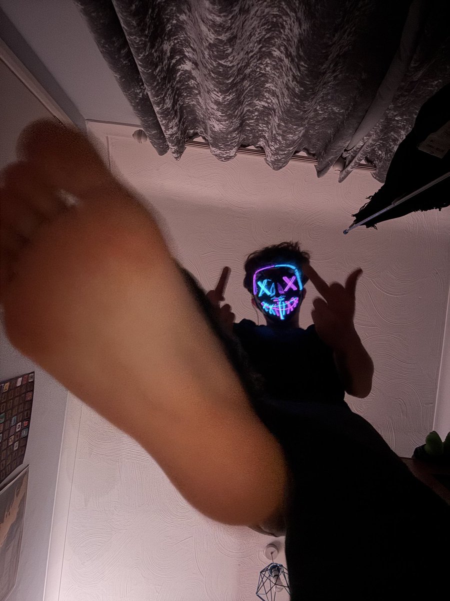 masterxou's tweet photo. FUCK YOU, LOSER🤣🤣🤣 https://t.co/jeo4VJWmIs