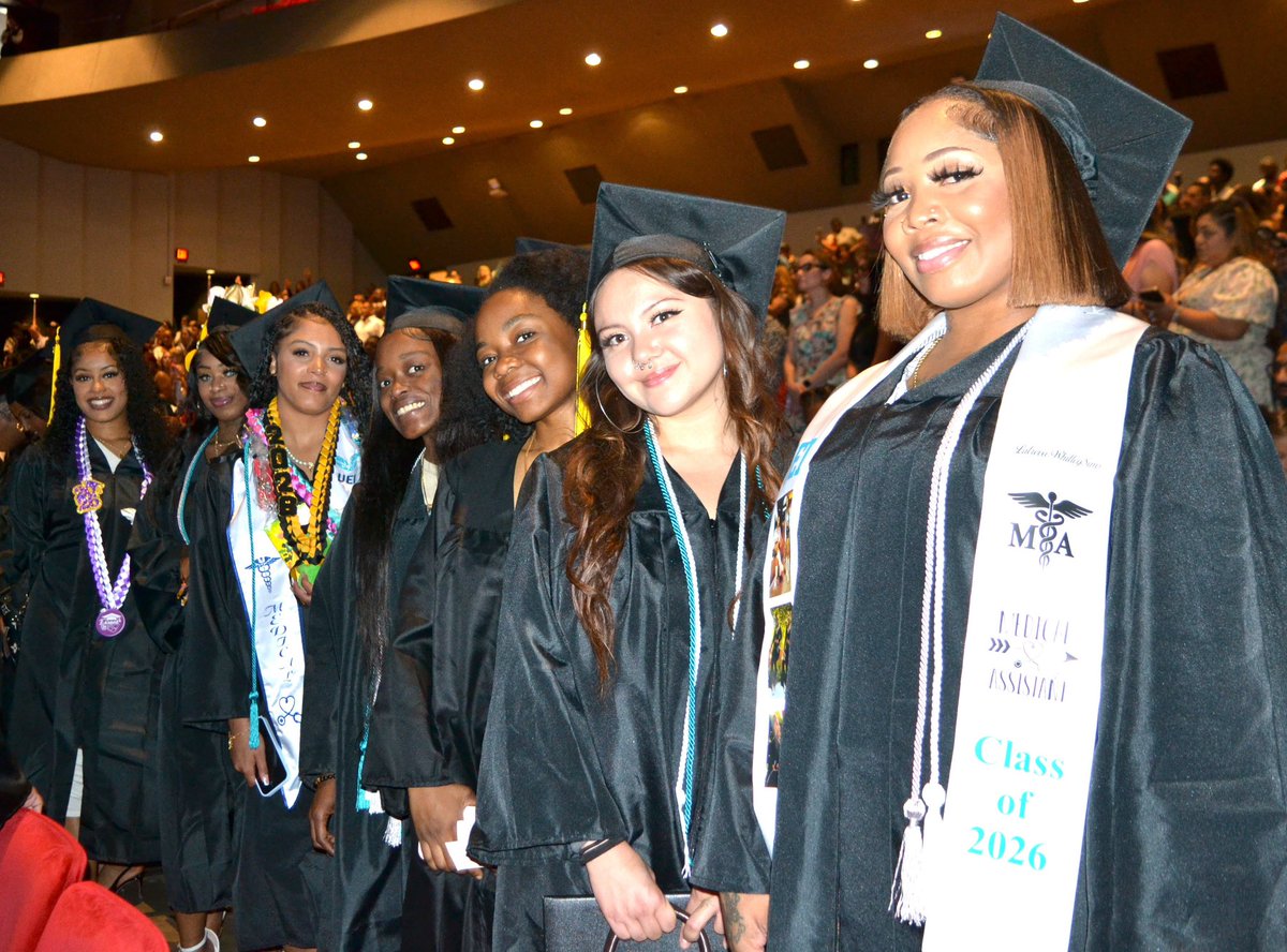 repdinatitus's tweet photo. Congratulations to today’s @UEIInstitute graduates! You are prepared for careers that make a real difference. Your school’s
success is reflected in your achievements as aspiring medical assistants, dental assistants, and technicians. #RoseWhite @pazina_julie https://t.co/c65FqGHyEp