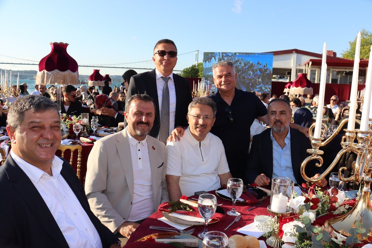 aktuzla's tweet photo. 26. Dönem Milletvekilimiz Murat DEMİR’in kıymetli evladı Semih ve Sena çiftinin nikâh merasimine ilçe yönetimimizle birlikte katıldık.

Hayatlarını birleştiren genç çiftimizi gönülden tebrik ediyor, kendilerine sağlık, huzur ve mutluluk dolu bir ömür diliyoruz. DEMİR ailesini ve çiftimizin ailelerini tebrik ediyor, bu anlamlı birlikteliğin hayırlara vesile olmasını temenni ediyoruz. 

@abdullahozdemir
@serefcolak