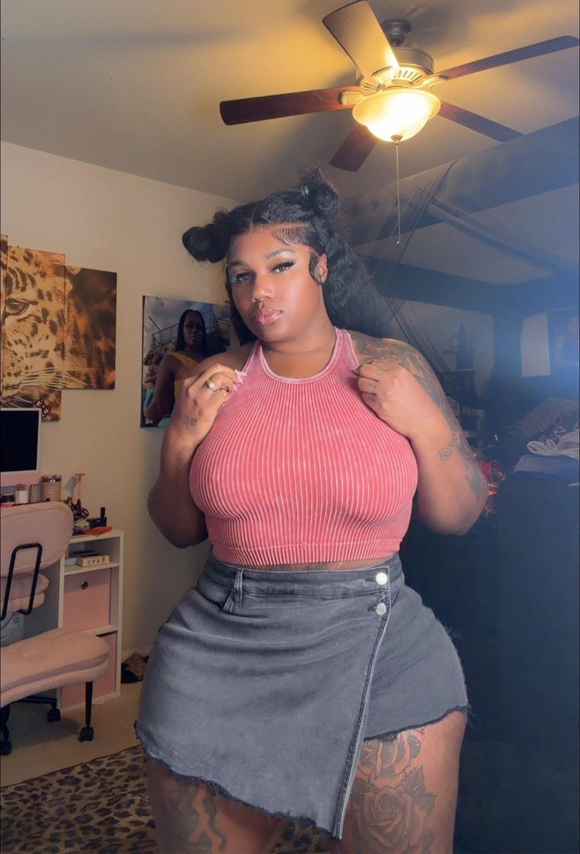Amira4098's tweet photo. Loving myself ❤️🥰 https://t.co/1rqYQn6tFB