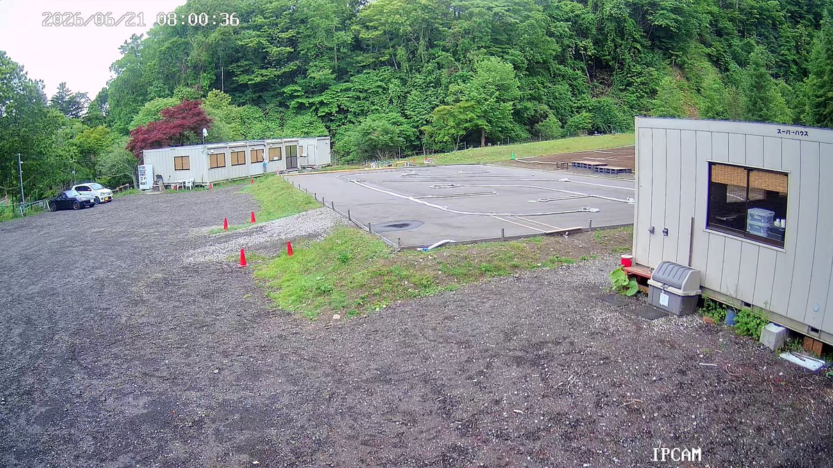 RCkamui's tweet photo. 2026.06.21 08:00 ☔️のち☁️
予想最高19℃ 最低14℃ 降水確率50%
昼頃に弱い雨が降る予報です
13時からワールドカップ日本vsチュニジア戦を放映⚽️
ラジコンやらない人の来場も歓迎します🙌 https://t.co/uross1fKb1